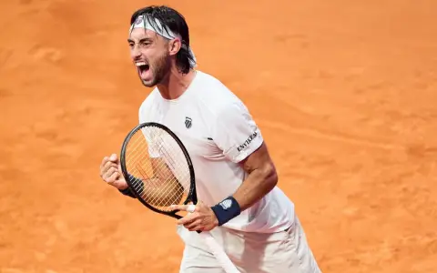 Tomás Etcheverry, uno de los argentinos animadores del Masters de Roma.