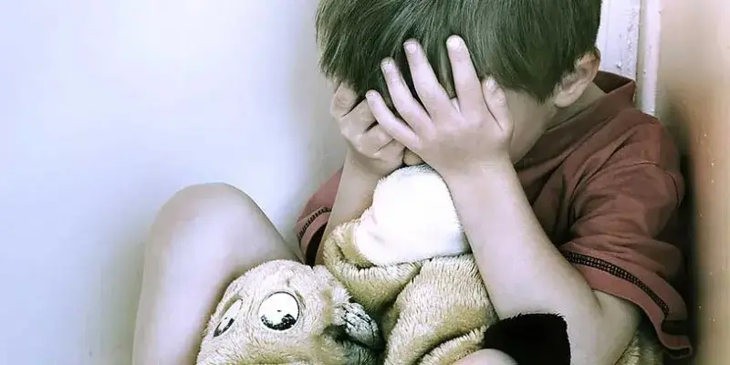 Maltrato infantil, violencia familiar.
