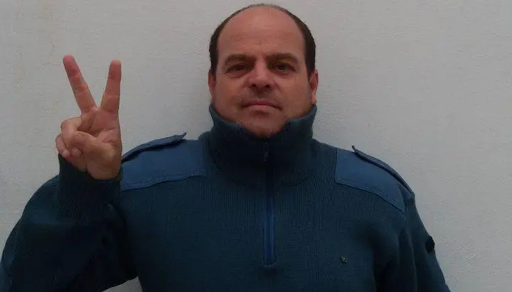 Marcelo Torrico con uniforme oficial de la Policía, mientras purga su condena en Villa Las Rosas.