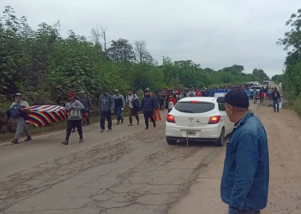 Los peregrinos en camino a Casa de Gobierno