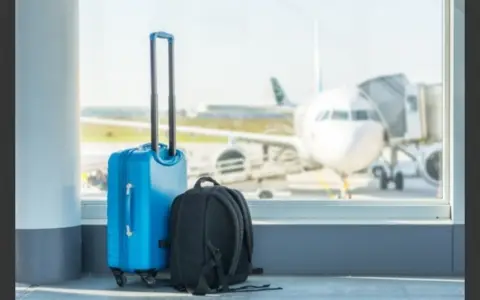 Aerolíneas Argentinas elimina el equipaje de mano gratuito en su tarifa base