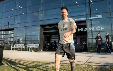 Lionel Messi
