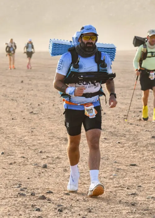 Albert Tejerina en la Marathon Des Sables, en el Desierto del Sahara