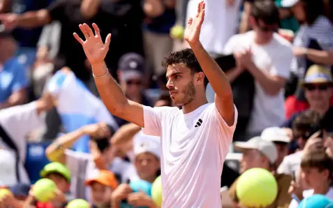 Fran Cerúndolo arrancó derecho en el Masters de Roma.