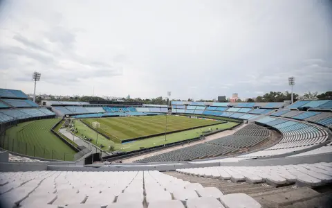 El estadio Centenario de Montevideo, la sede de la finalísima de la Libertadores.