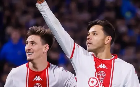 Bombonerazo de Huracán ante un Boca que quedó afuera del Apertura y complica su semestre. Óscar Romero, ex hombre del xeneize, fue su verdugo.