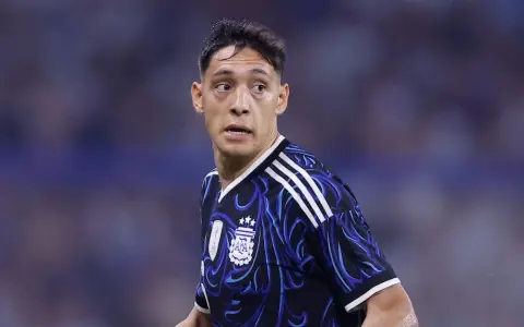 Nahuel Molina preocupa de cara al Mundial.