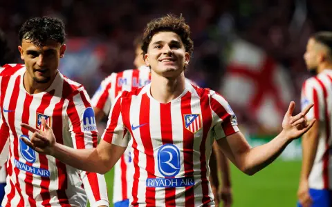 Julián Álvarez, pretendido por el PSG
