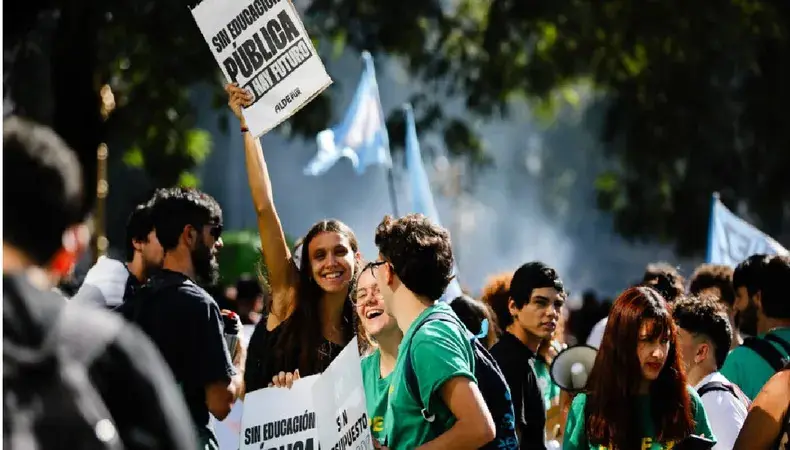 marcha universitaria
