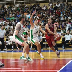 Atenas descendió y podría volver a cruzarse con Salta Basket en la Liga Argentina