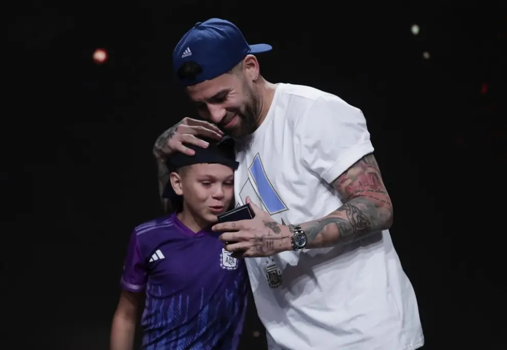 Andrada con Otamendi en La Noche de las Estrellas