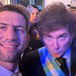 Milei defendió al DipuTesla y apuntó contra periodistas 