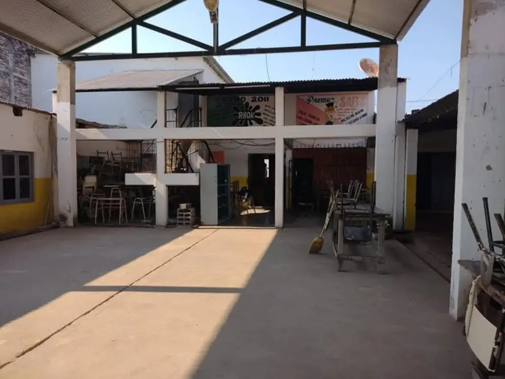 El patio de la Escuela Técnica “Ara General Belgrano” de Colonia Santa Rosa