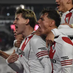 River le ganó una batalla a Rosario Central ante un Monumental eufórico y volverá a jugar una final