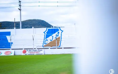 El Fray Honorato Pistoia espera a Juventud Antoniana para un partido cargado de tensión y sensaciones especiales.