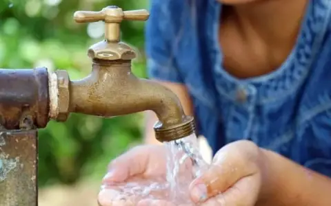 Acceso al agua potable