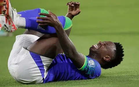 Vinicius preocupa en Brasil de cara al Mundial.