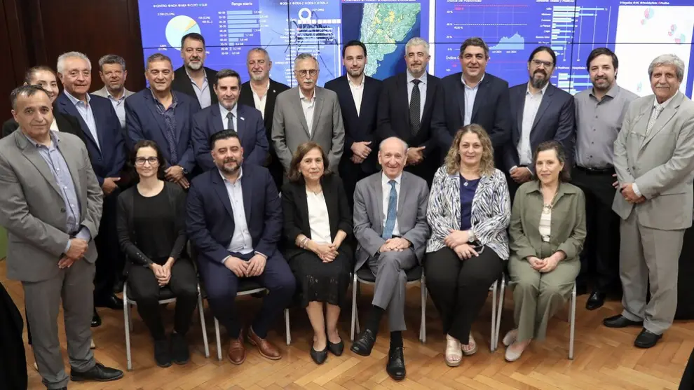 Ministros de Salud de provincias.