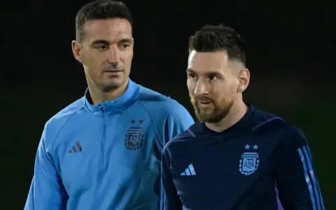 Lionel Scaloni y Lionel Messi