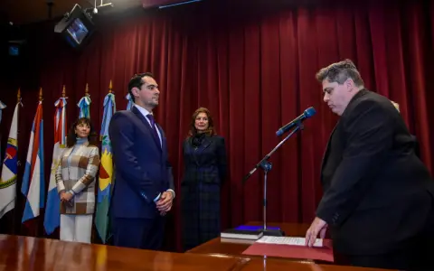Asucion de Aldo Rubén Saravia.