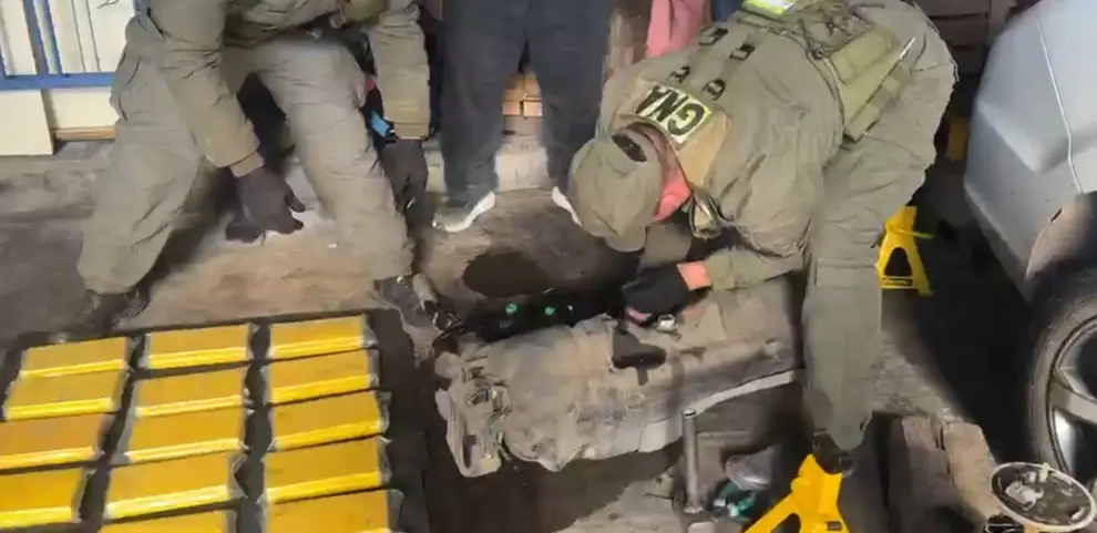 Falsos turistas de Jujuy trasladaban más de 25 kilos de cocaína.