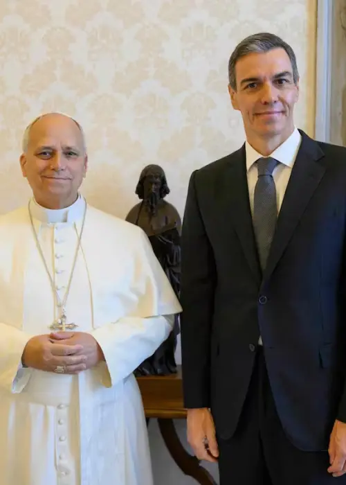Pedro Sánchez y el papa León