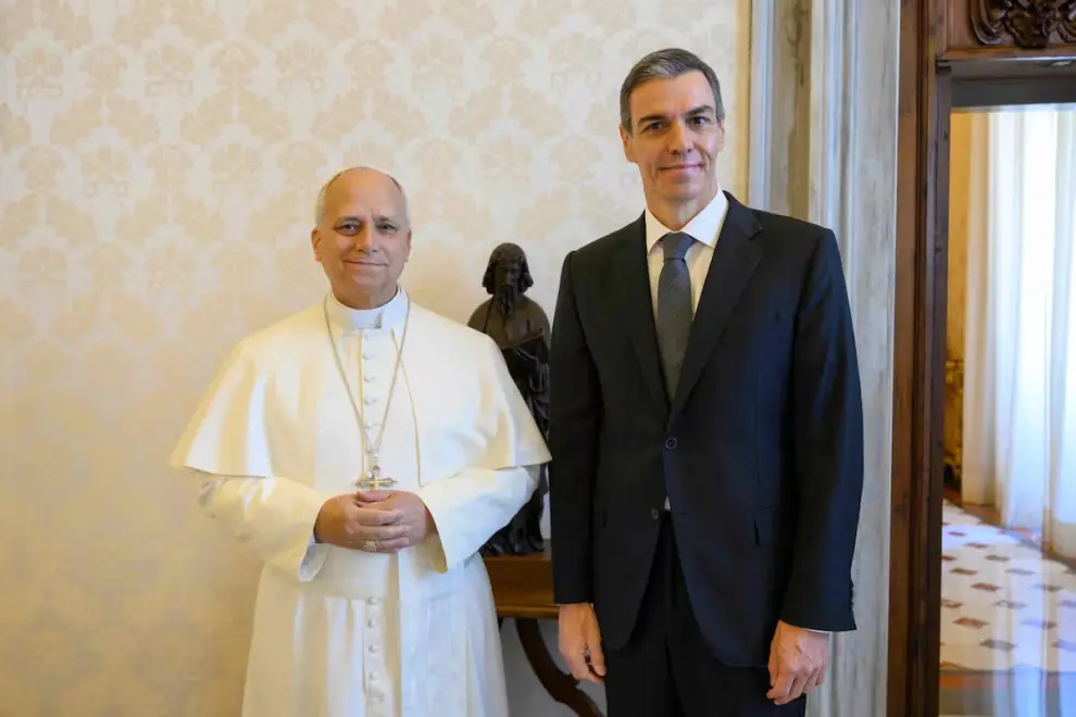 Pedro Sánchez y el papa León