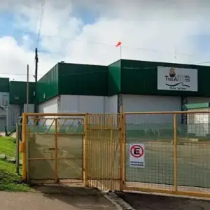 La mayor avícola del país cierra por tiempo indeterminado una planta alegando conflictos sindicales