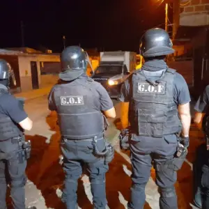 Investigan el robo de $25 millones a dos comerciantes en Santa Victoria Este