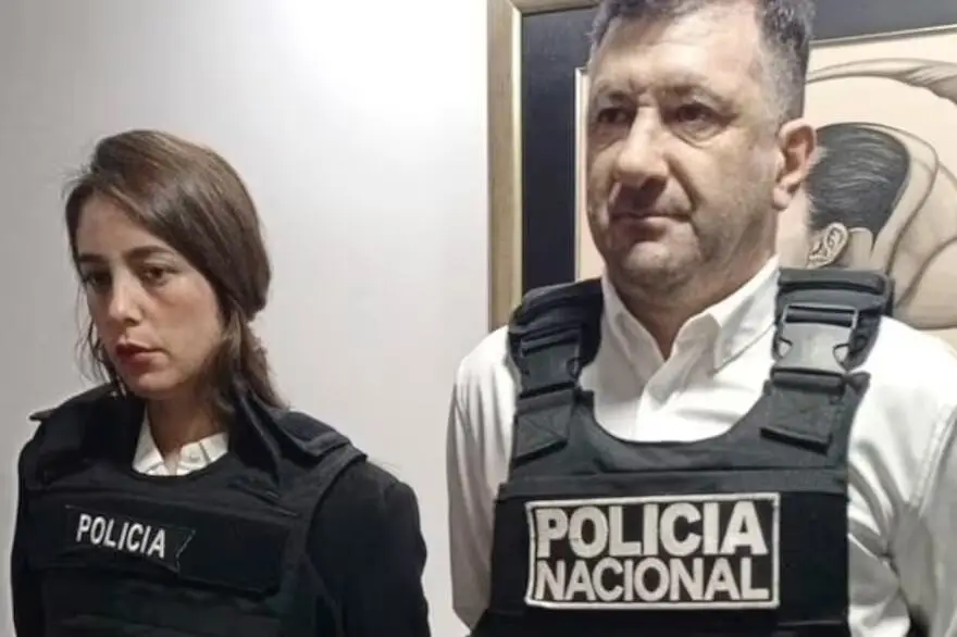 Edgardo Kueider- exsenador nacional y su pareja al momento de ser detenidos en Paraguay.
