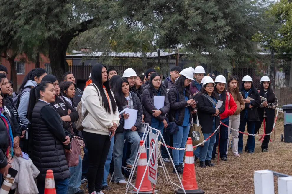 Hidrotec con alumnos de seguridad e higiene