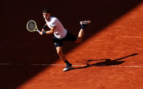 Juan Manuel Cerúndolo se despidió de un Roland Garros inolvidable.