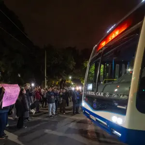 Sentada de Estudiantes autoconvocados en calle Mitre y Entre Ríos