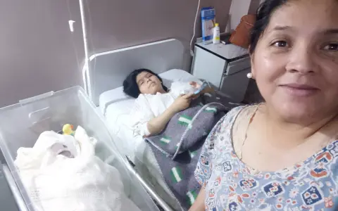 Mariana Aranda, mamá que camina en pedido de justicia