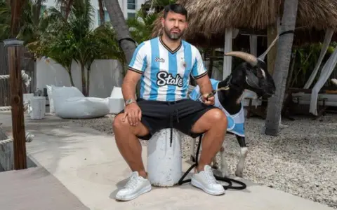 Sergio "Kun" Agüero, embajador de la mayor casa de apuestas en línea.