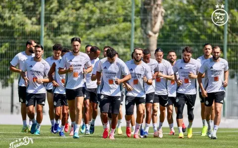 Alrelia se encuentra en Países Bajos donde jugará un amistoso este miércoles