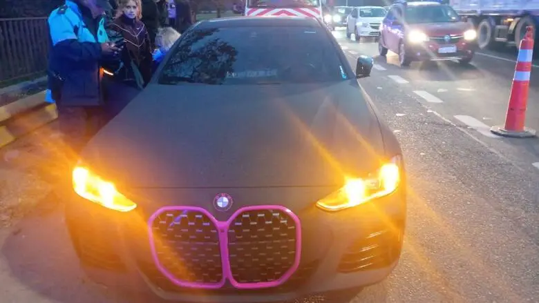 El BMW en el que viajaban Veron y las otras dos mujeres al momento del accidente.
