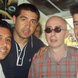 El costado futbolero del Indio Solari: Boca, Riquelme, Maradona y la faceta de "defensor aguerrido y pegador" que pocos conocían