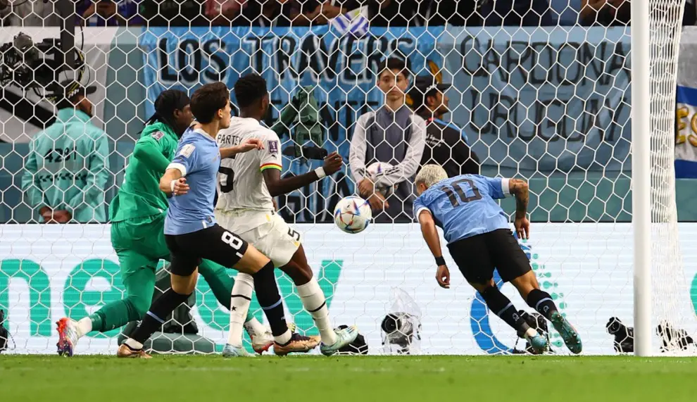 La Selección uruguaya, envuelta en otra polémica por los mundiales que se agencian de manera antojadiza sus referentes.