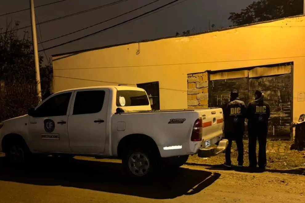 Allanan viviendas por presunta falsificación de certificados de antecedentes penales