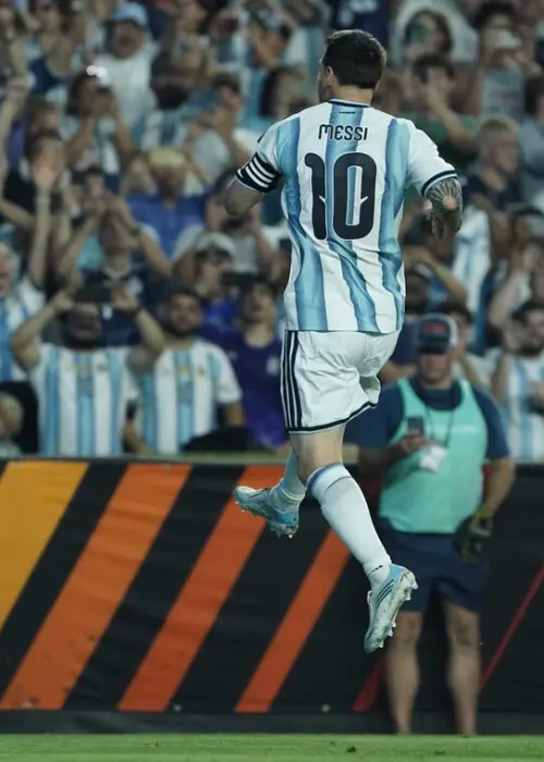 Lionel Messi