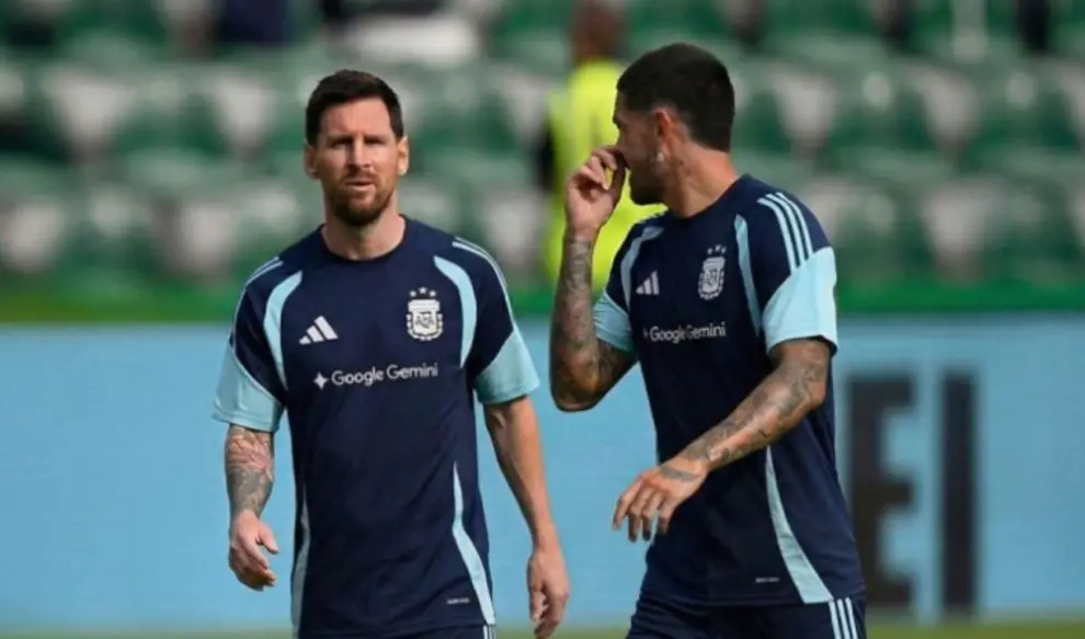 Gemini como sponsor, en el privilegiado lugar del pecho, de la selección argentina