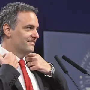 Fuerte rechazo a Manuel Adorni: más del 80% de los argentinos desconfía de su explicación y sólo un 1% le cree