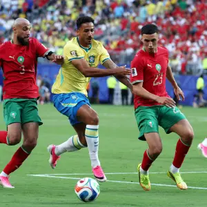 Vinicius salvó a Brasil de una derrota en el debut ante un Marruecos que estuvo cerca de dar el golpe