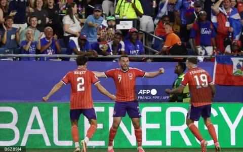 Escocia le ganó a Haití por la mínima y manda en el Grupo C.
