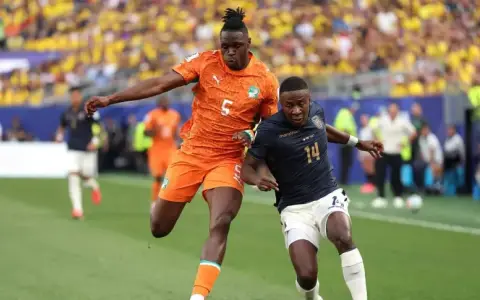 Ecuador se juega la ropa en un nuevo mundial, ante Costa de Marfil.