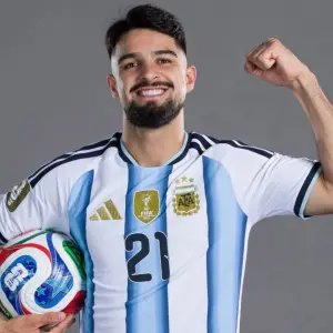 El emotivo posteo del Flaco López antes del Mundial: "El sacrificio de mis padres"
