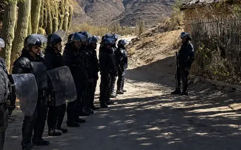 Desalojo en Las Pailas