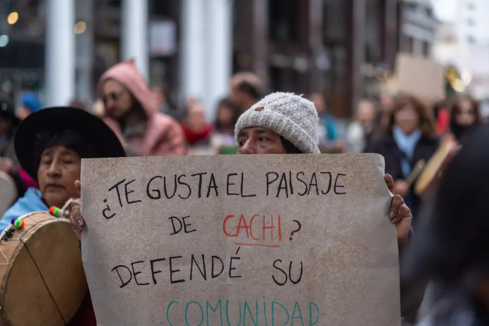 Manifestación por el desalojo en las pailas Cachi 