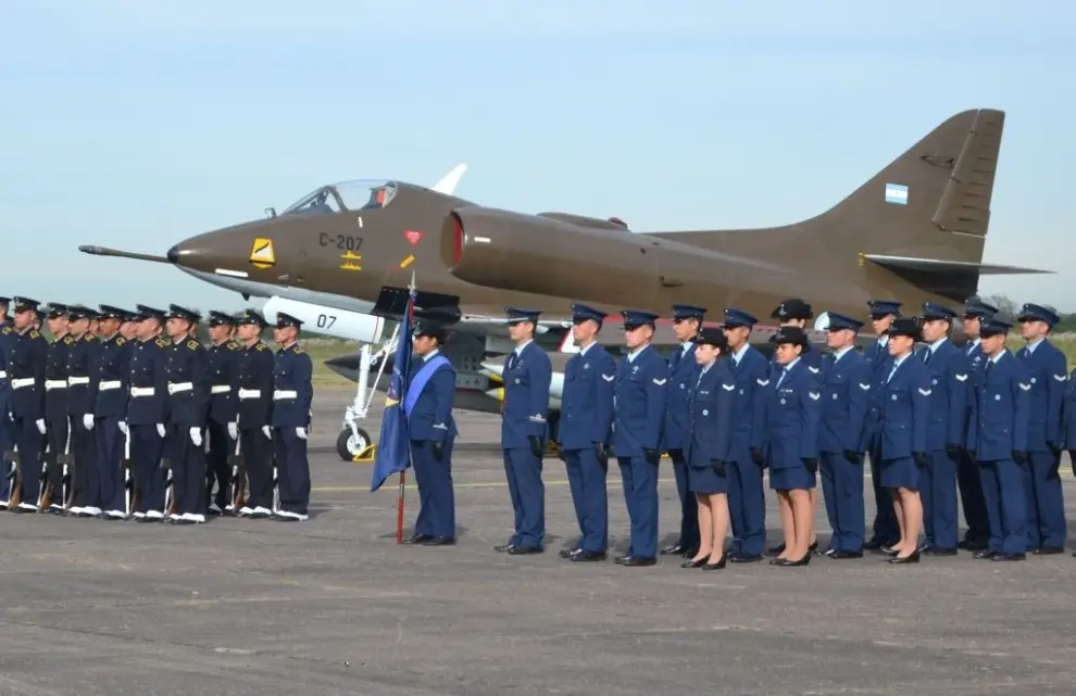 La medida alcanza a miembros del Ejército, la Armada y la Fuerza Aérea. 